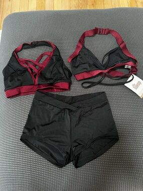 Burgundy & Black Dance Set – 2 Tops (M) + Bottoms (L) Matching Outfit